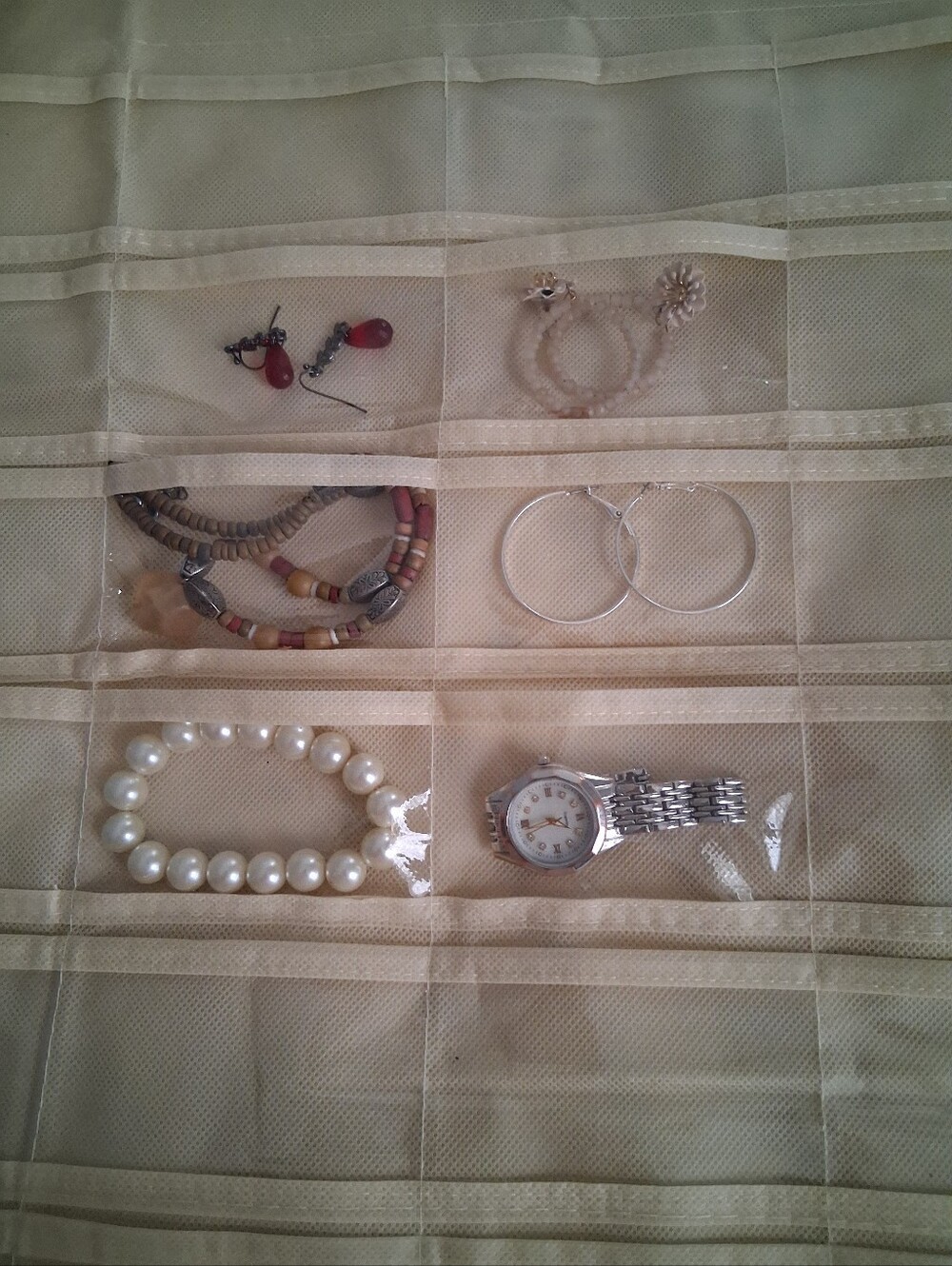 Cream-Colored Double-Sided Hanging Jewelry Organizer - Picture 4 of 4